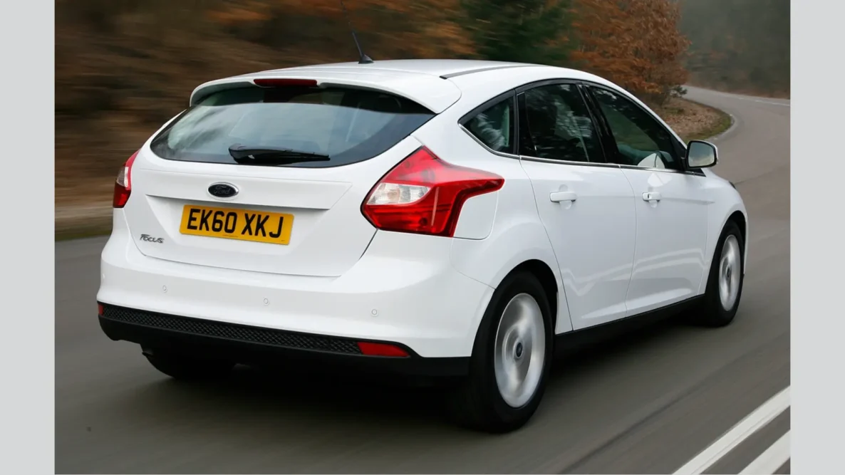 Ford Focus 2011 review rear