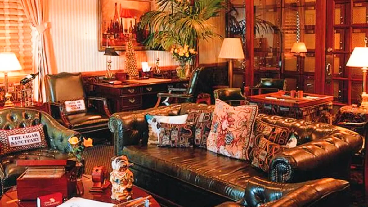 Chesterfield Hotel Palm Beach Florida cigar room