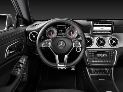 2014_Mercedes_CLA_Interior