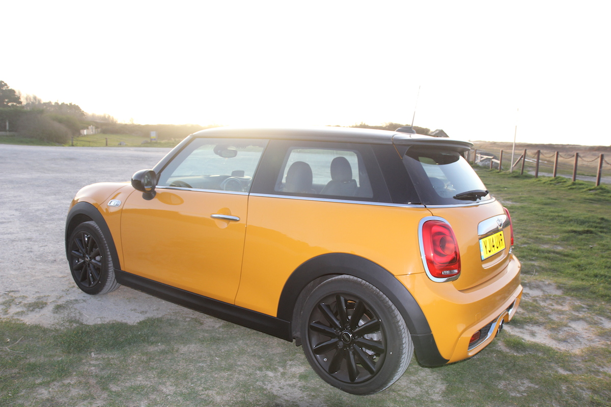 2014 MINI Cooper S Review | Average Joes