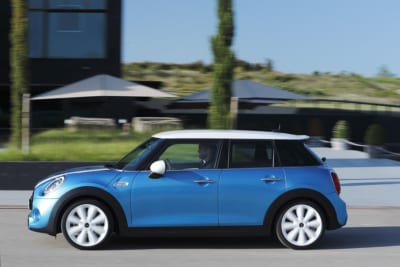 New-Mini-5-door-1