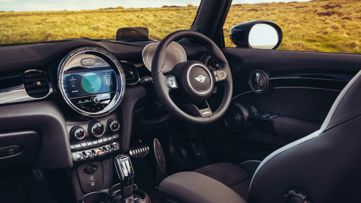 Mini Cooper S JCW Convertible dashboard