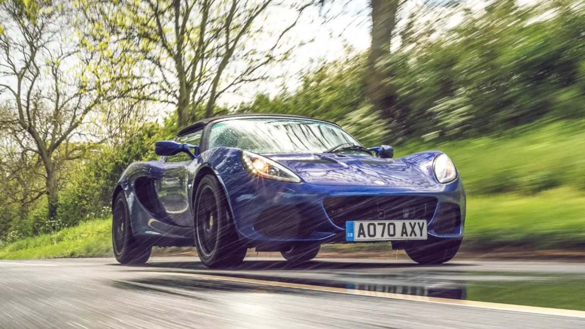 Lotus Elise 240 Final Edition on the road