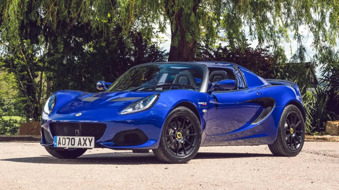 Lotus Elise 240 Final Edition front