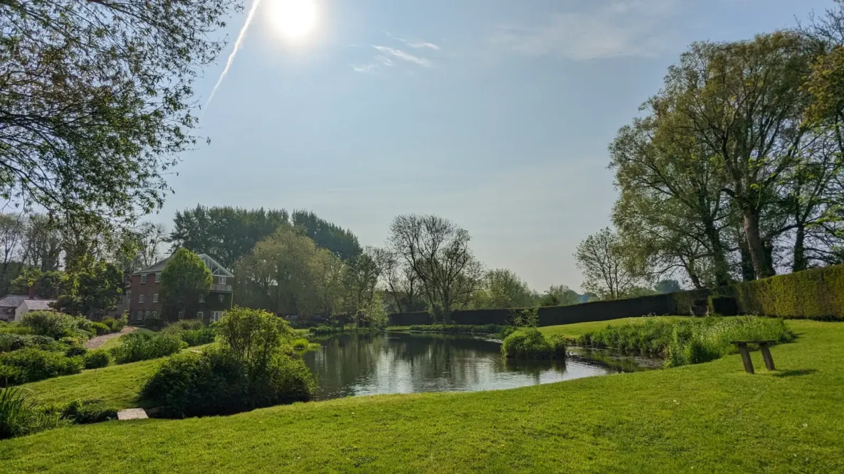 Fly fishing breaks on the River Test