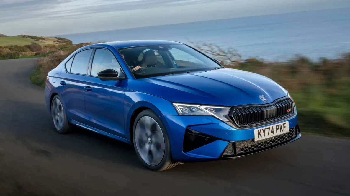 Skoda Octavia vRS hatch front