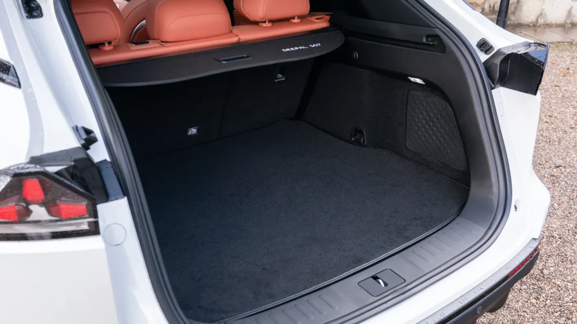 Changan Deepal S07 boot