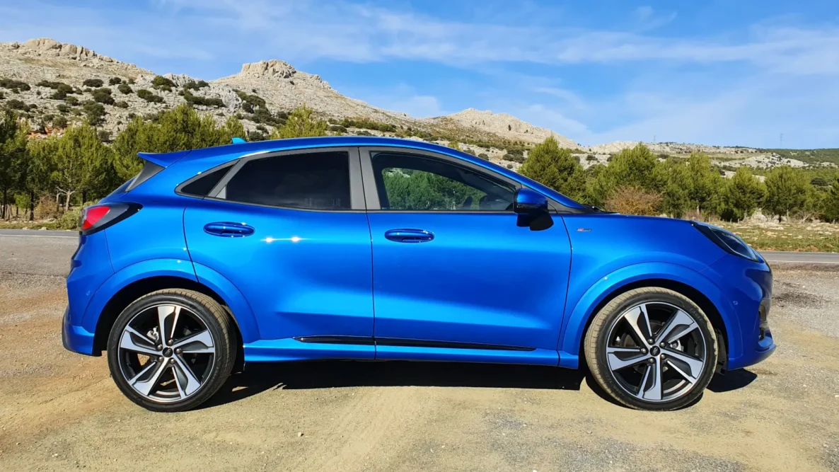 Ford Puma 2020 profile view